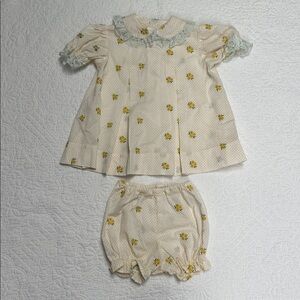 Vintage handmade Floral Puff Sleeve Dress with Lace Trim baby girls dress 9-12